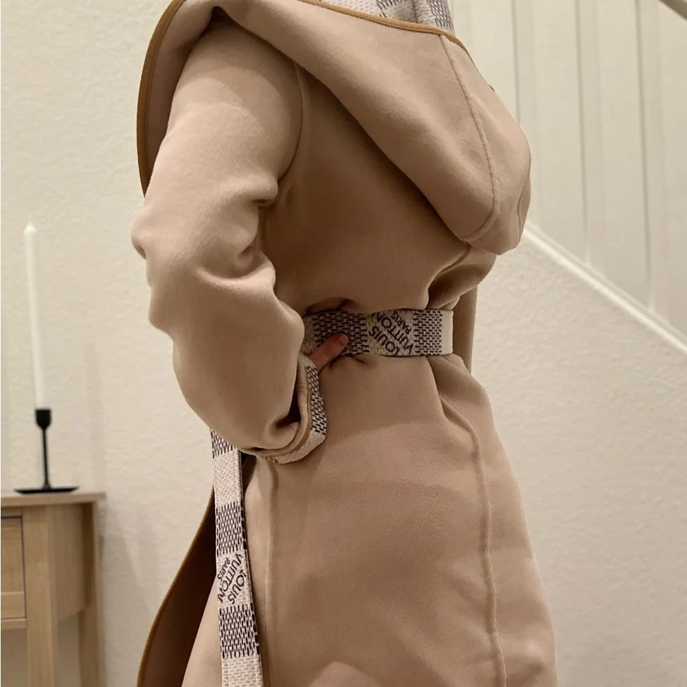 Louis Vuitton Wrap Coat - Picture 3 of 6